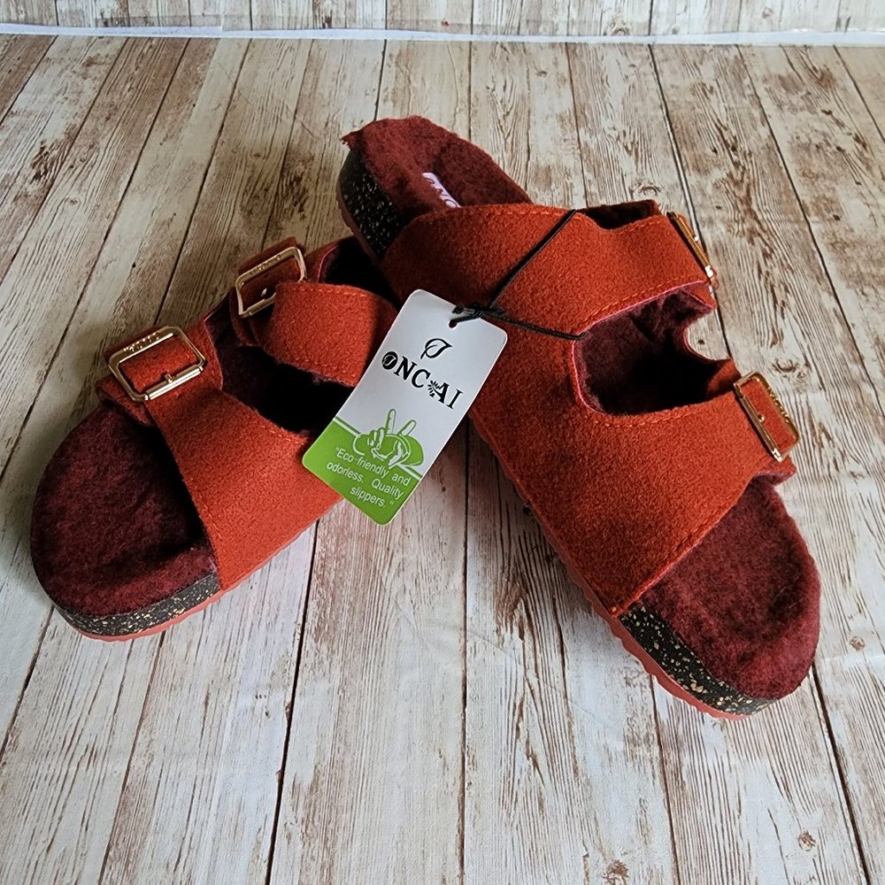 Burgundy Fuzzy Buckle Sandals - Size 9 or Size 10 - Picture 6 of 10